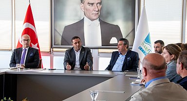 İzmir Narlıdere'de muhtarlarla ortak akıl buluşması