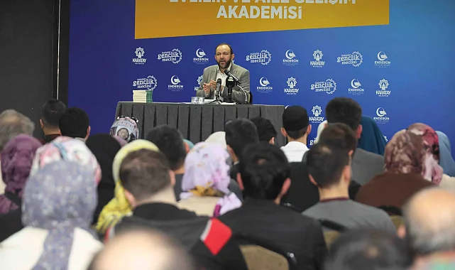 Konya Karatay'da aile gelişim akademisine yoğun ilgi