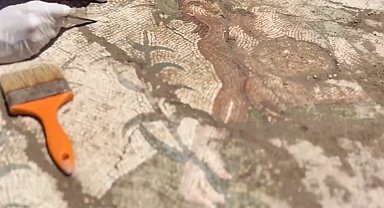 Aspendos'ta tarihi keşif... Eurymedon Nehri mozaiği gün yüzüne çıkarıldı
