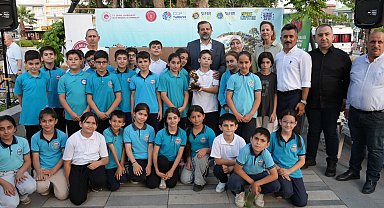 Bursa Gürsu'da öğrenciler ödüllendirildi