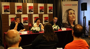 Bursa Nilüfer'de yılın yazarı Sennur Sezer'i çalışma arkadaşları anlattı