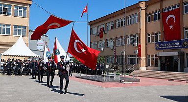 Bursa POMEM'de 475 yeni polis adayı mezun oldu