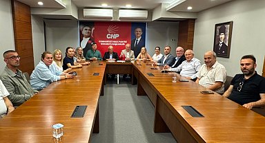 CHP Kocaeli Parti Okulu eğitmenlerinden Özgür Özel'e destek mesajı