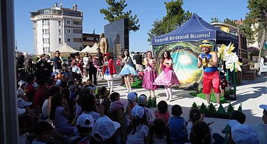 Eskişehir'de geleneksel şenlik renkli etkinliklerle başlıyor