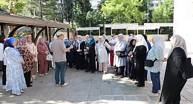 Gemlik Kurtullu kadınlar Bursa'nın tarihi ve manevi mirasını keşfetti
