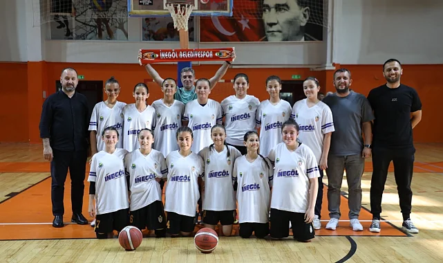 İnegöl Belediyespor U12 Kız Basketbol Takımı Bursa üçüncüsü oldu