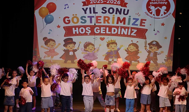 İstanbul'da Maltepe Belediyesi'nin kreşlerinde yılsonu heyecanı