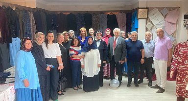İZMEK'in yıl sonu sergilerine büyük ilgi