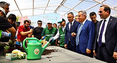 İzmir Kemalpaşa'da Tarım ve Doğal Yaşam Köyü açıldı