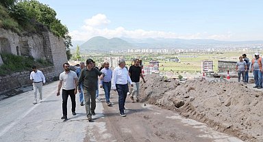 Kayseri Melikgazi'den çöken istinat duvarına acil müdahale