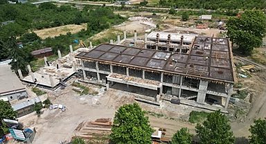 Kocaeli Gölcük'e FIFA standartlarında spor kompleksi inşa ediliyor