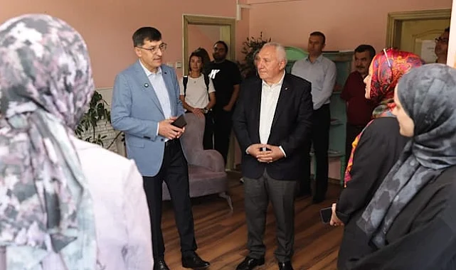 Kütahya'da Başkan Kahveci'den Özel Eğitim Merkezine ziyaret