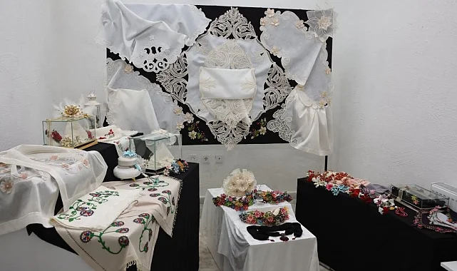 Kütahya'da el sanatları kursiyerlerinden yıl sonu sergisi
