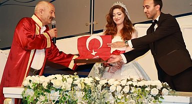 Sultan II. Abdülhamid Han'ın torununun nikahını Başkan Büyükgöz kıydı