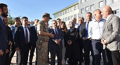 TBMM Komisyonu Siverek'te okul saldırıların nedenlerini araştırıyor