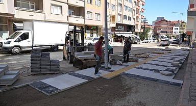 Türkeli’de kaldırım ve park çalışmaları sürüyor