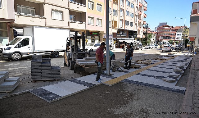 Türkeli’de kaldırım ve park çalışmaları sürüyor