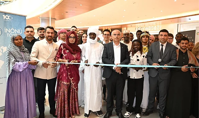 Uluslararası öğrencilerin eserleri Malatya'da görücüye çıktı