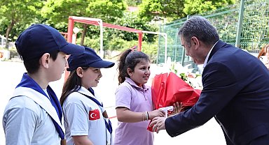 Zonguldak'ta Başkan Erdem öğrencilerle buluştu