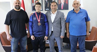 Ağrı Gençlik Spor'dan Baver Yiğit Bayram'a başarı tebriği