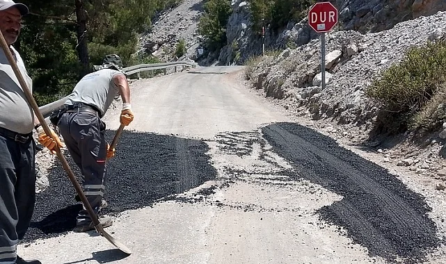 Alanya'da kırsal mahalle yollarına yaz bakımı