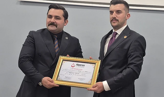 Alperen Ocakları Darıca'da yeni dönem... Adem Akkaş mazbatasını aldı
