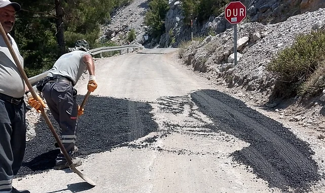 Antalya Büyükşehir'den Alanya kırsalına yol bakımı