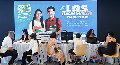 Beylikdüzü LGS tercih döneminde öğrencilerin yanında