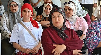 Bornova'da Reçel Festivali öncesi üreticilere üretim desteği