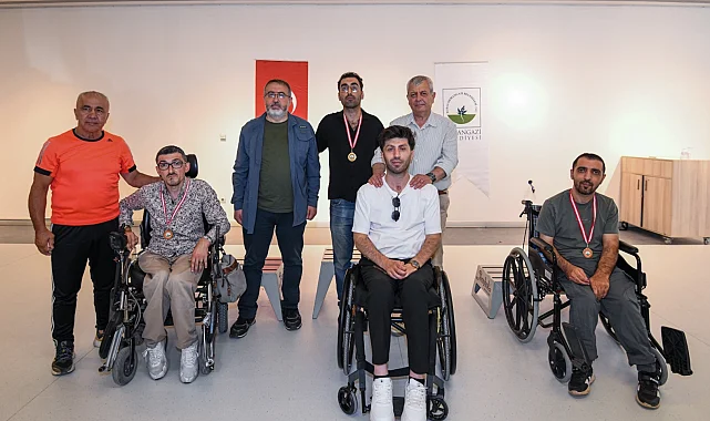 Bursa Osmangazi'de paralimpik turnuvada dayanışma kazandı