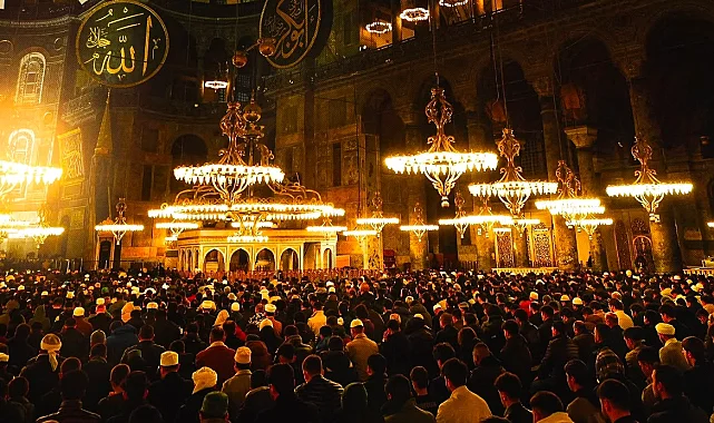 Cumhurbaşkanı Erdoğan'dan Ayasofya'nın yeniden ibadete açılışının 6. yılı mesajı