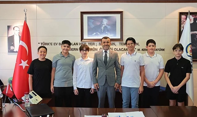 Denizlili LGS şampiyonları Başkan Çavuşoğlu'yla buluştu