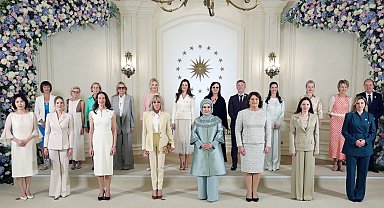 Emine Erdoğan'dan lider eşleriyle dijital güvenlik buluşması