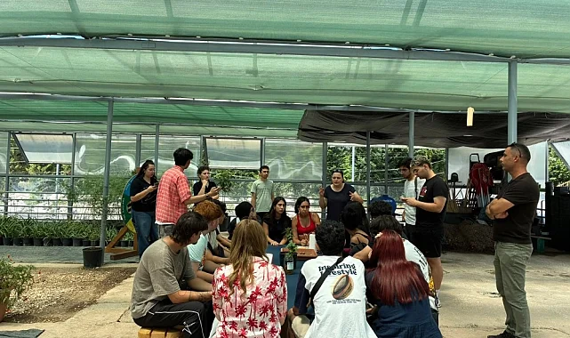Eskişehir'de uluslararası öğrenciler Yerel Tohum Merkezini ziyaret etti