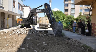 Hasan Özcan Caddesi'nde kazı çalışmaları başladı