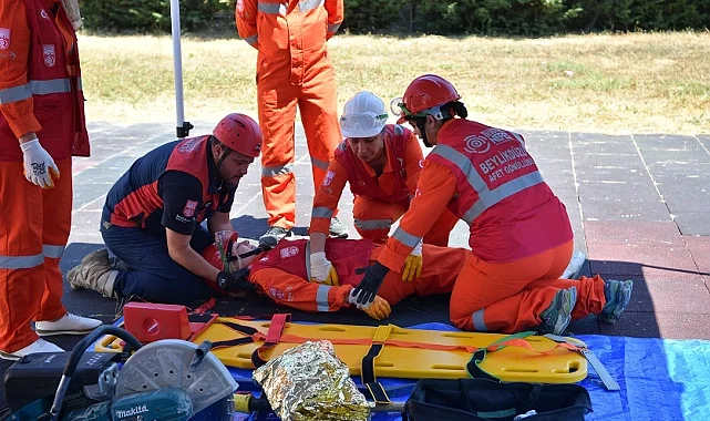 İstanbul Beylikdüzü'nde afet gönüllülerine kapsamlı eğitim