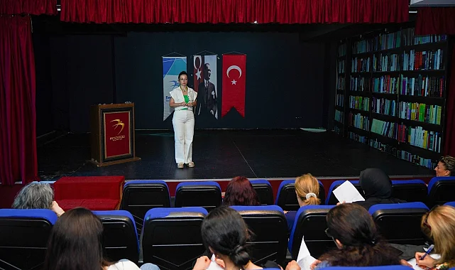 İstanbul Beylikdüzü'nde muhasebe eğitimi sertifika töreni