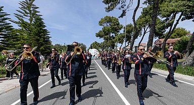 İzmir'in tarihine 83 yıldır 'müzikle' tanıklık ediyorlar