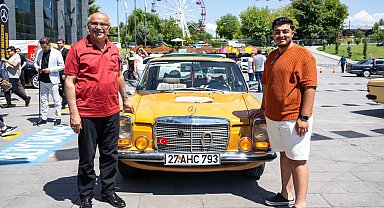 Kayısı Festivali'nde klasik Mercedes buluşması