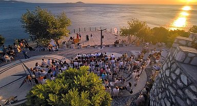 Marmara Adası, edebiyatın buluşma noktası oluyor