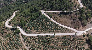 Mersin Büyükşehir Silifke'de son stabilize yolu asfaltladı
