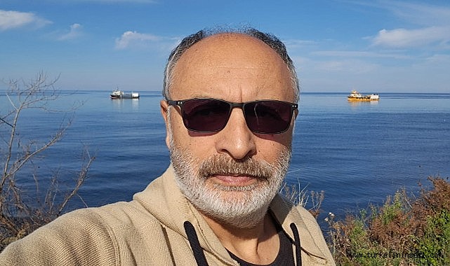 Türkeli'de görev yapan Şenel, kitap yazarı oldu