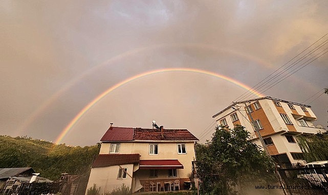 Yağmurun ardından Türkeli’de çift gökkuşağı görsel şölen oluşturdu