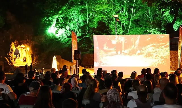 Zonguldak'ta "Kelebeğin Rüyası" gösterimine yoğun ilgi