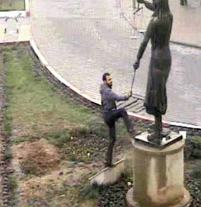 Akıl almaz hırsızlık! GALERİ