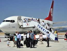 Bayramda uçaklar tam dolu uçtu