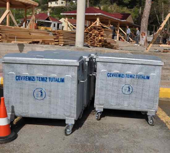 Çöp konteynırları yenilendi