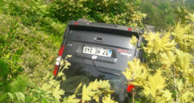 Düğünden dönen aile kaza yaptı: 7 yaralı