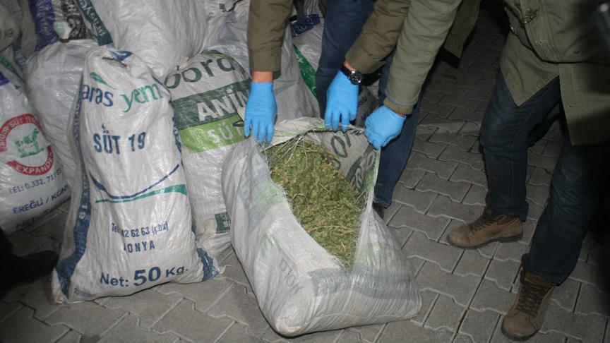 Evinde 264 kilo esrar çıktı ’yolda buldum’ dedi