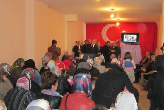 Karayı ak diye yutturmak istiyorlar